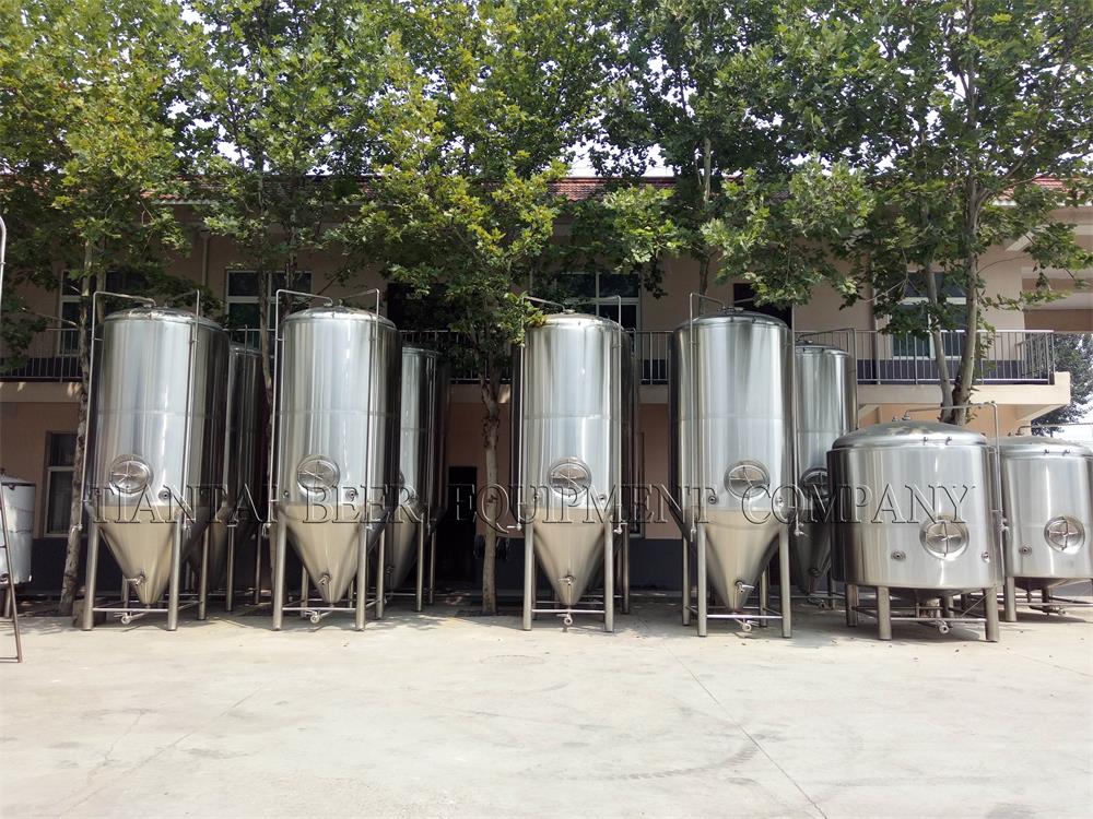 <b>5000Л ЦКТ и ферментер из нержаваеющей под ключ под ключ</b>